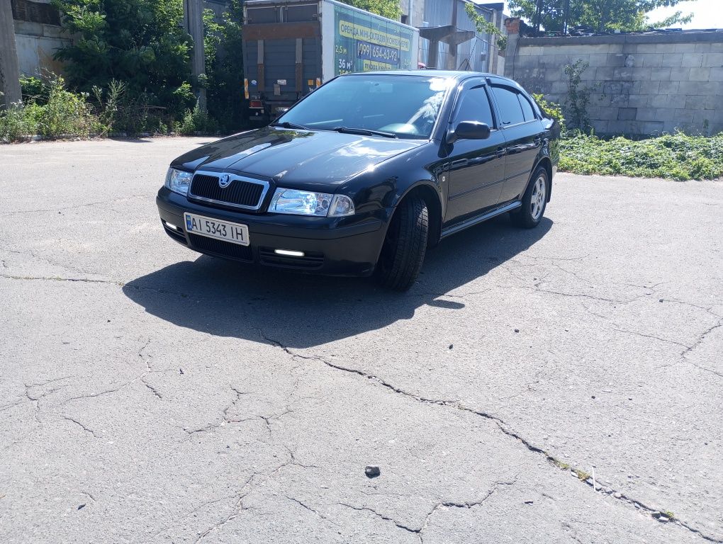 Шкода октавія тур 1.8 турбо газ/бенз