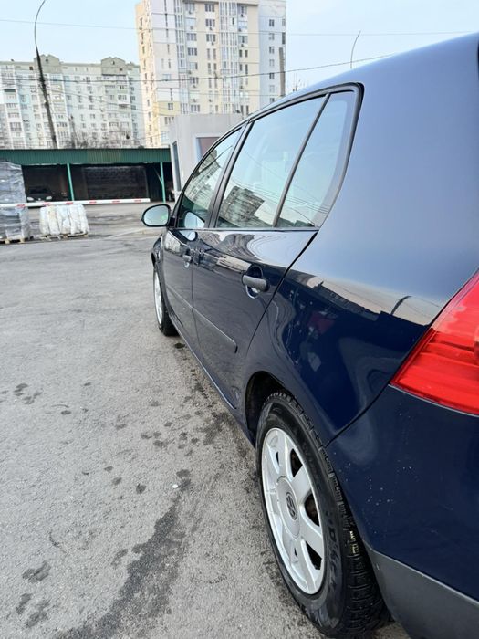 Продам Фольксваген Гольф 5 в хорошем тех состоянии