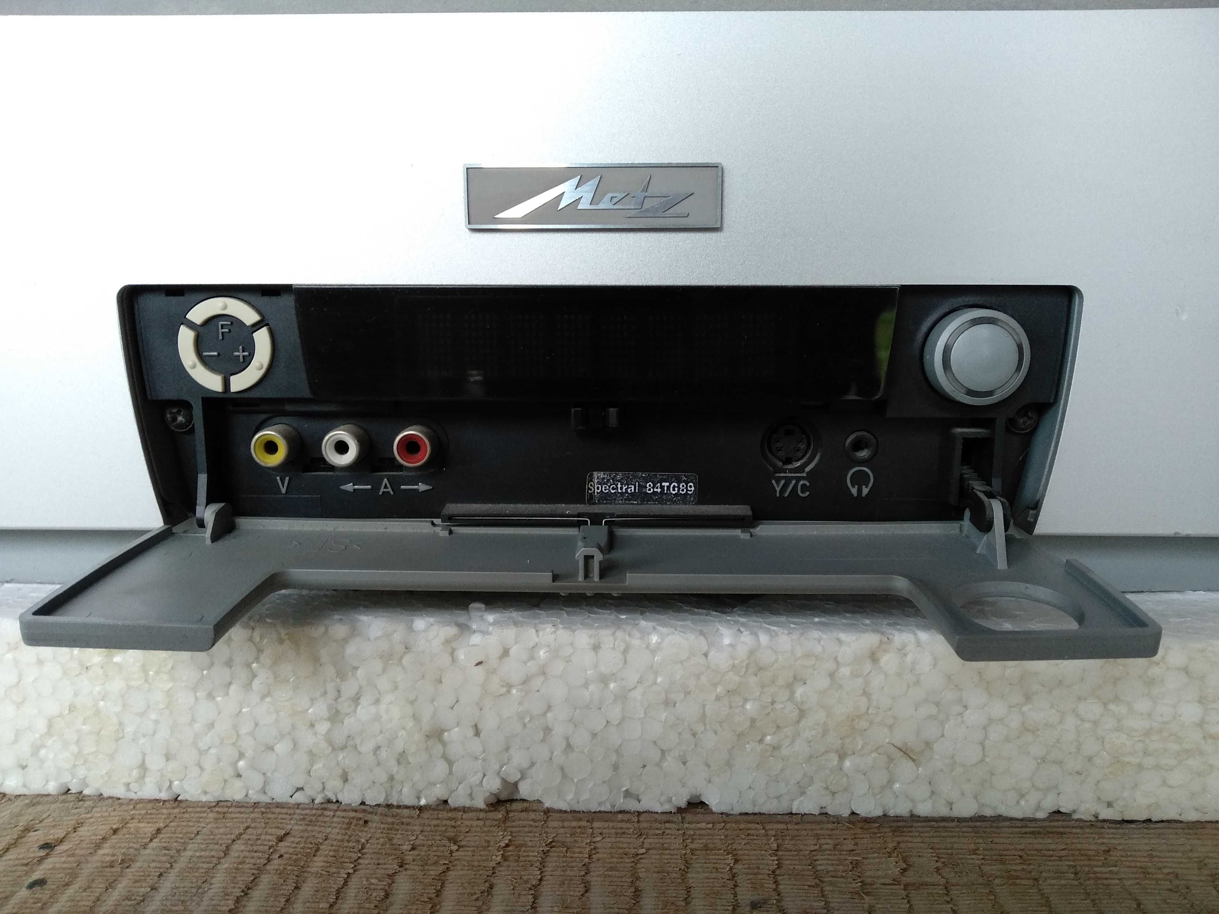 Telewizor kineskopowy Metz 32'' plaski ekran