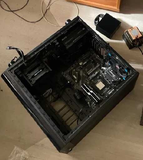 AMD Ryzen 7 5700X3D MSI B450 tomahawk max 16 ddr4 G.Skill Trident