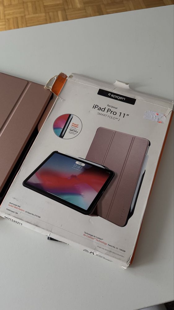 Etui Spigen Smart Fold 2 iPad Pro 11”