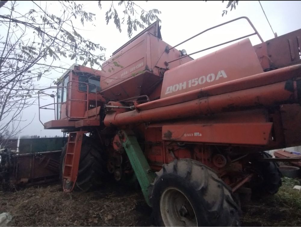 Продам комбайн Дон-1500