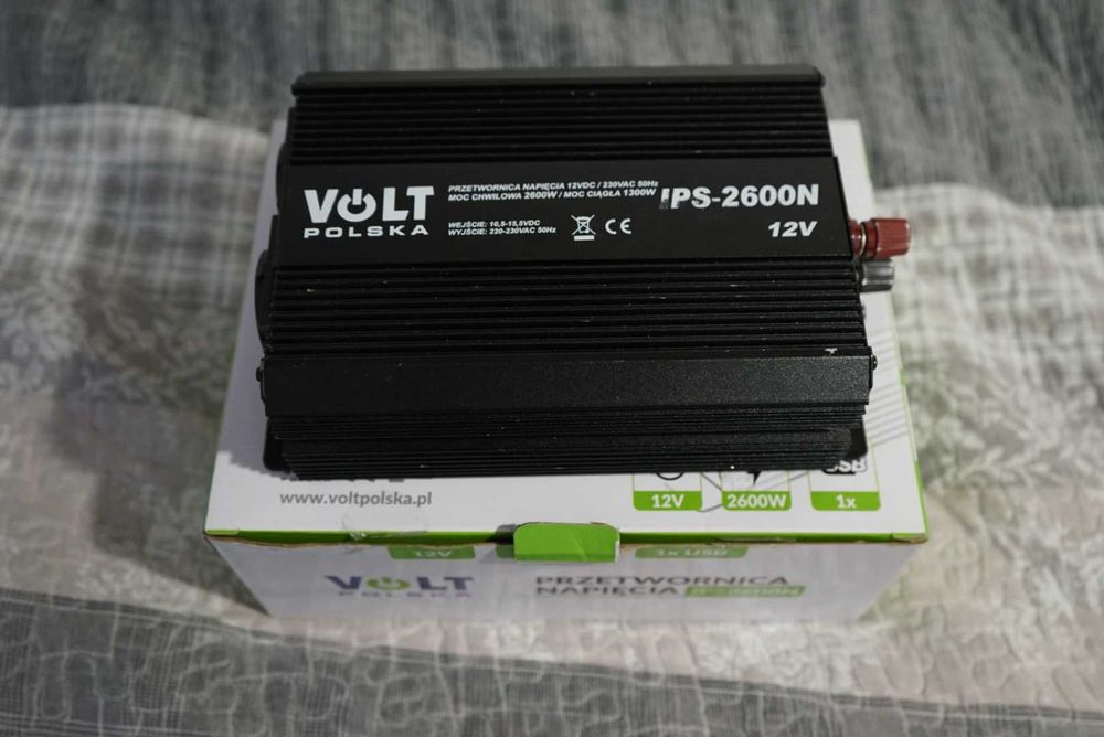 Volt IPS 2600N 12-230V  przetwornica samochodowa