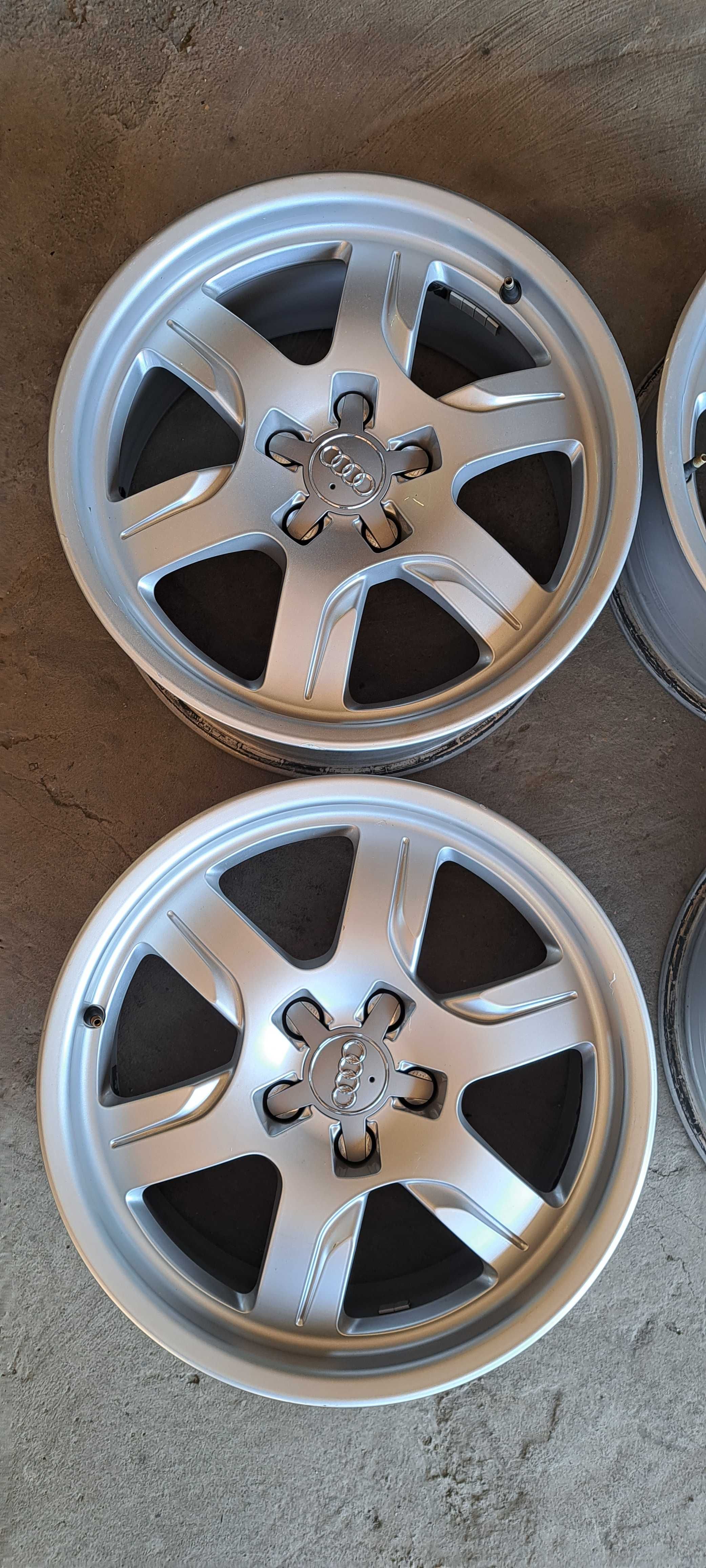 Felgi aluminiowe 7,5jx17 et28 5x112 8T0 Audi