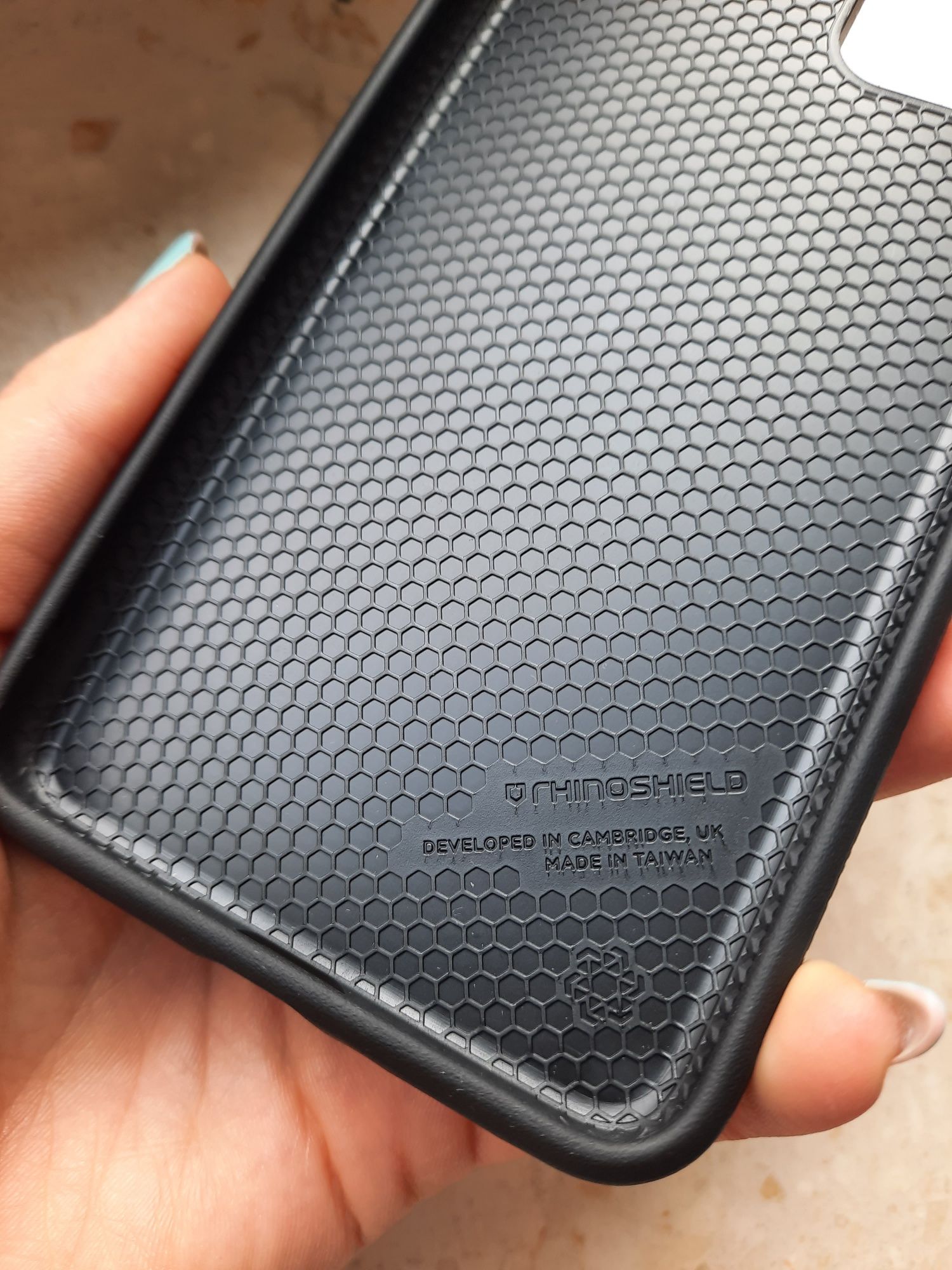 Etui na Samsung s21 plus Solidsuit Rhinoshield płecki