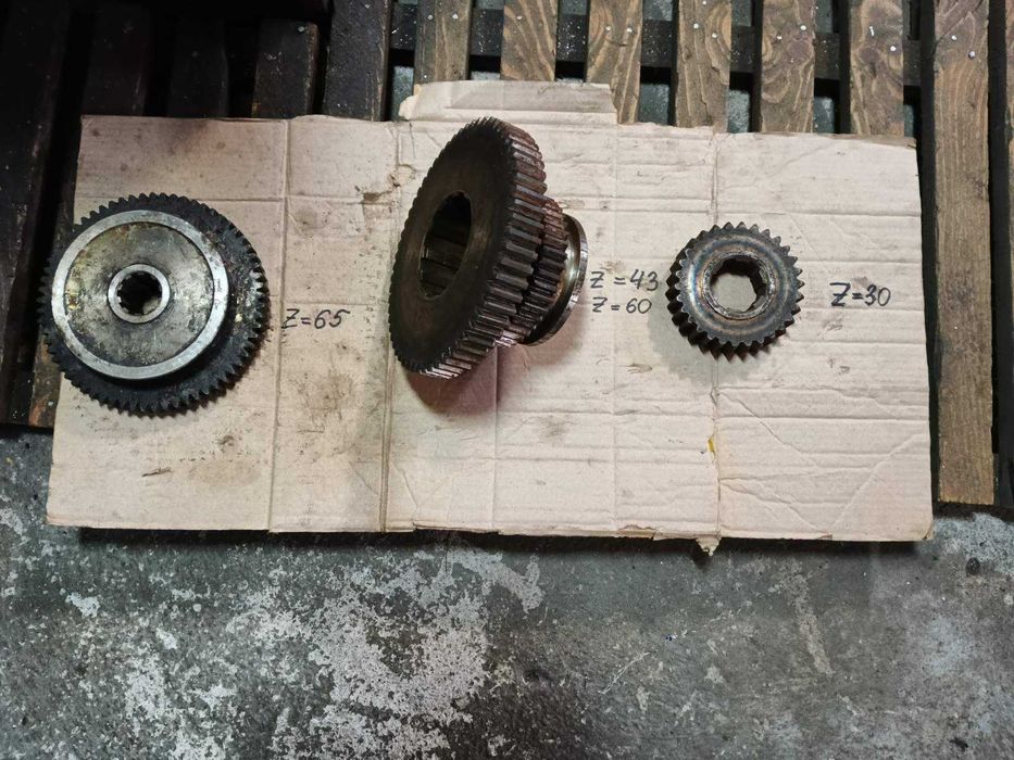 Шестерни токарного станка 1к62