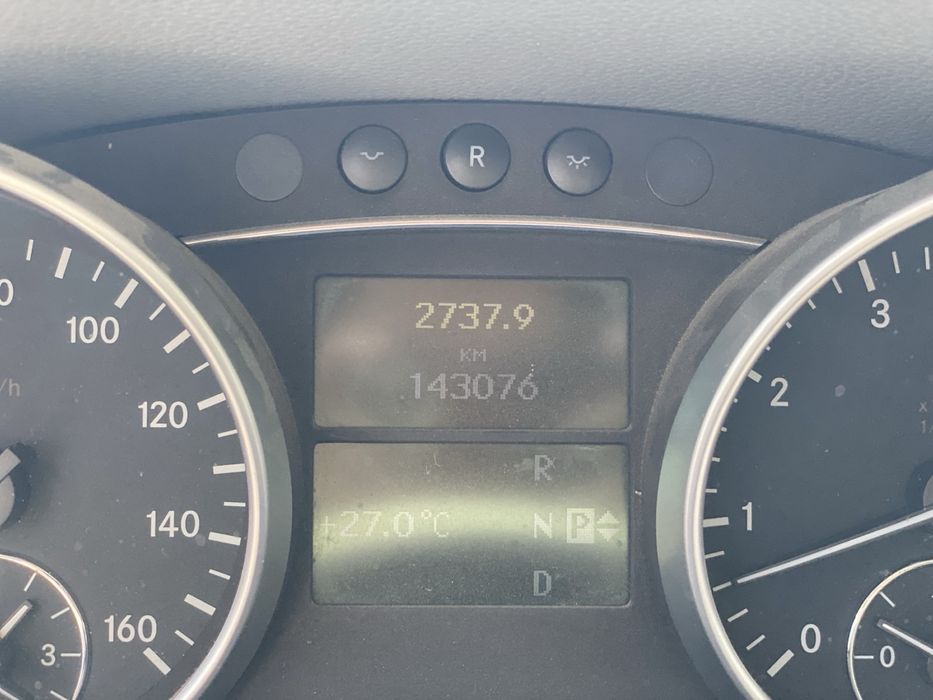 Mercedes benz GL 450 бензин