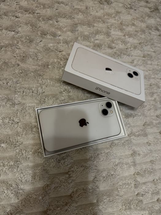 iPhone 13 білий 128 гб