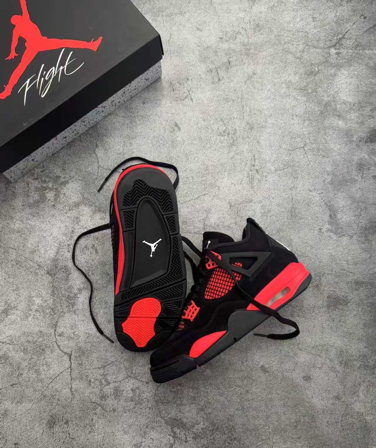 Jordan 4 Retro Red Thunder R.40