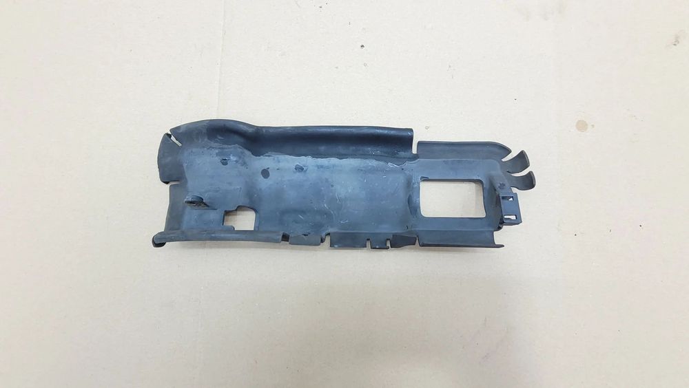VOLVO XC60 KIEROWNICA POWIETRZA PRAWA 30764567