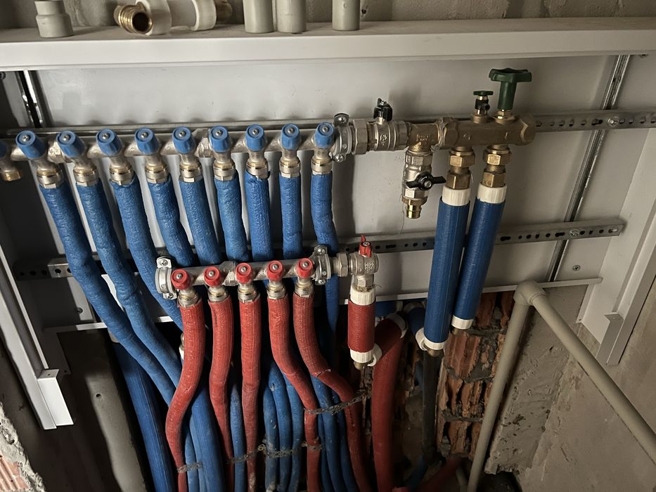 Сантехнік, оралення, водопровід,