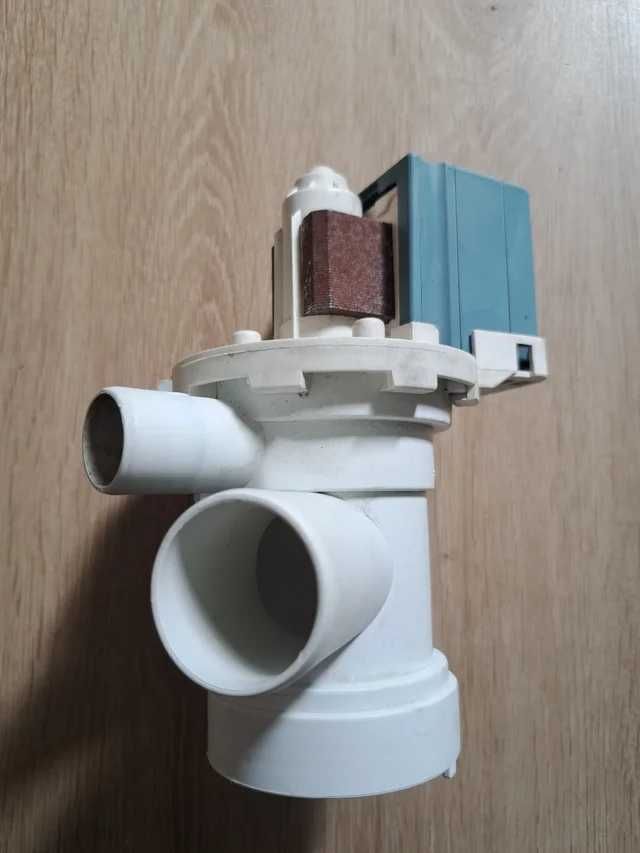 Bomba de drenagem Whirlpool AWZ 614E