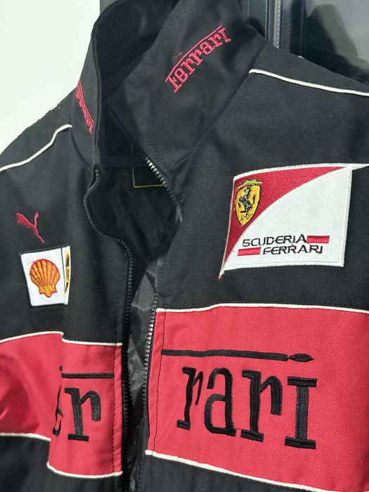 Casaco vintage Ferrari