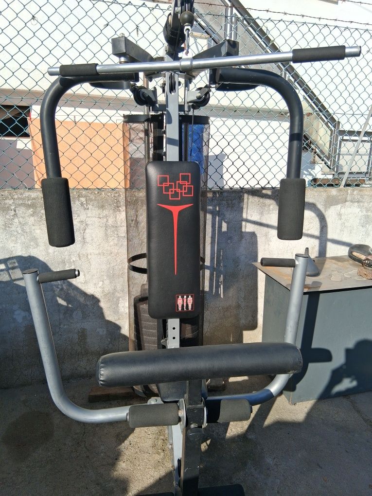 Máquina para todo tipo de exercícios
