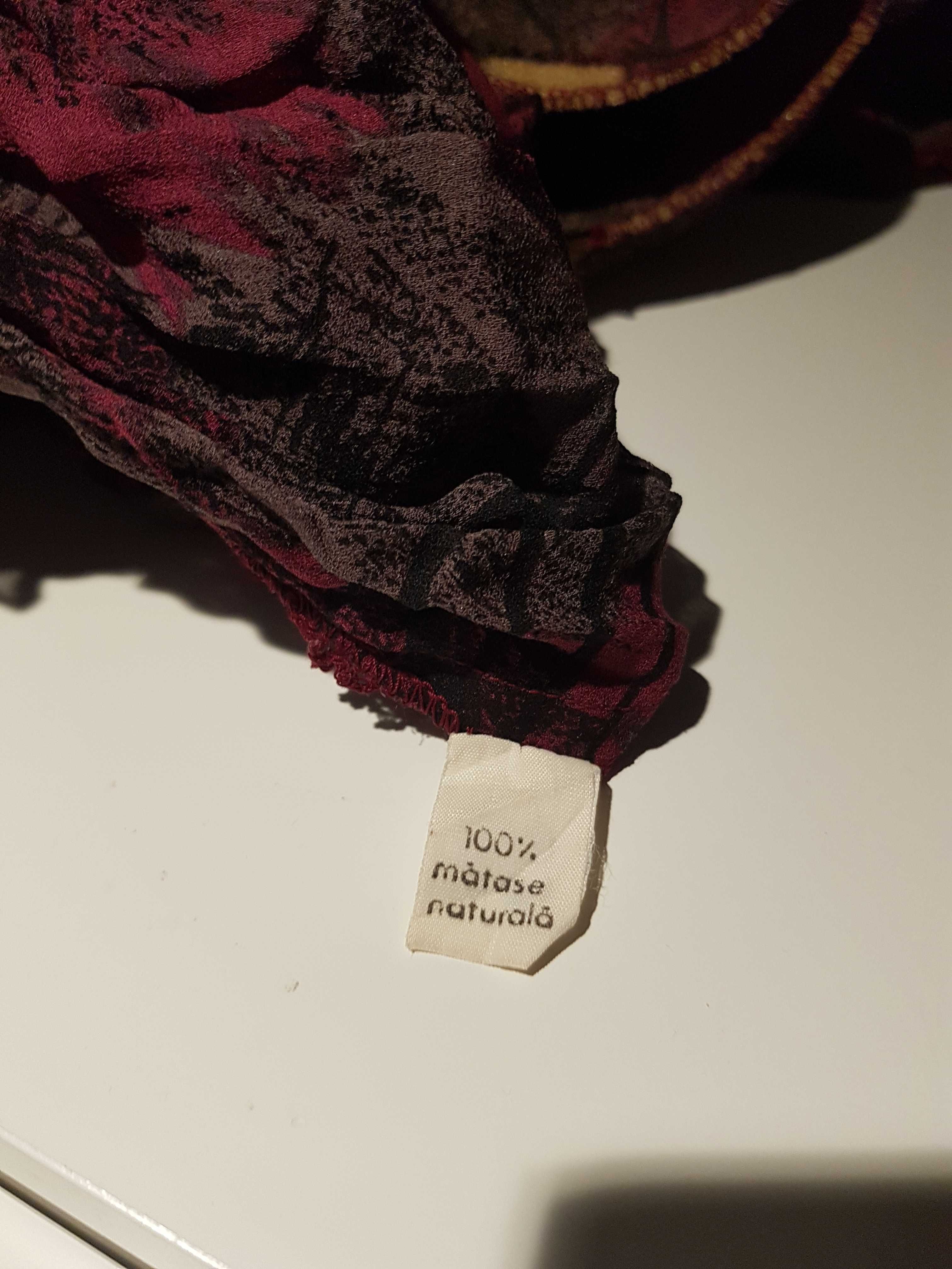 Piękna sukienka jedwabna, rumuńska, r. M.