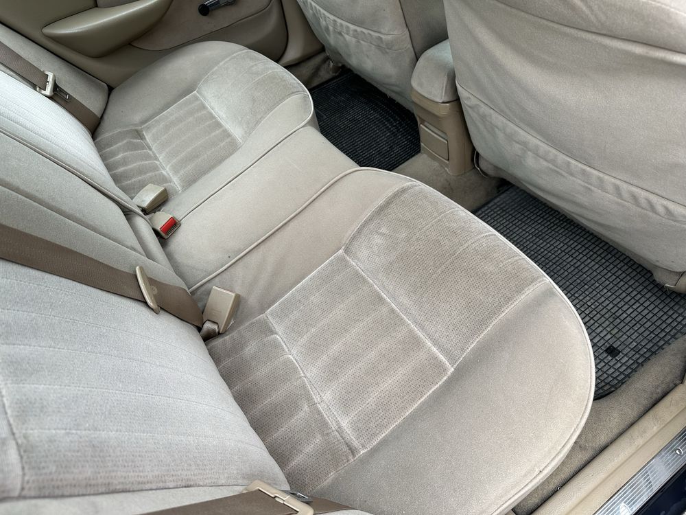 Sprzedam samochód osobowy ROVER 600