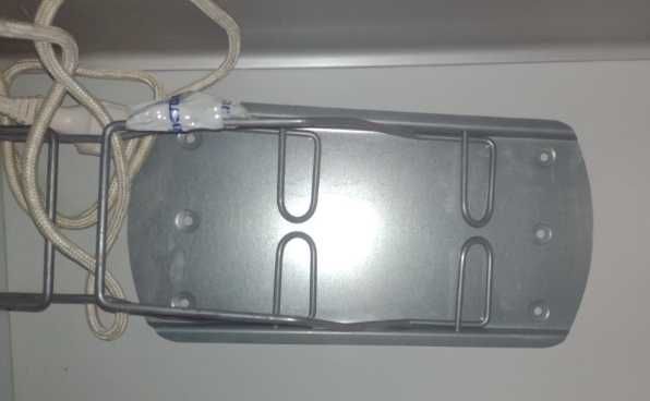 Ferro PHILIPS + suporte IKEA + tabua de engomar