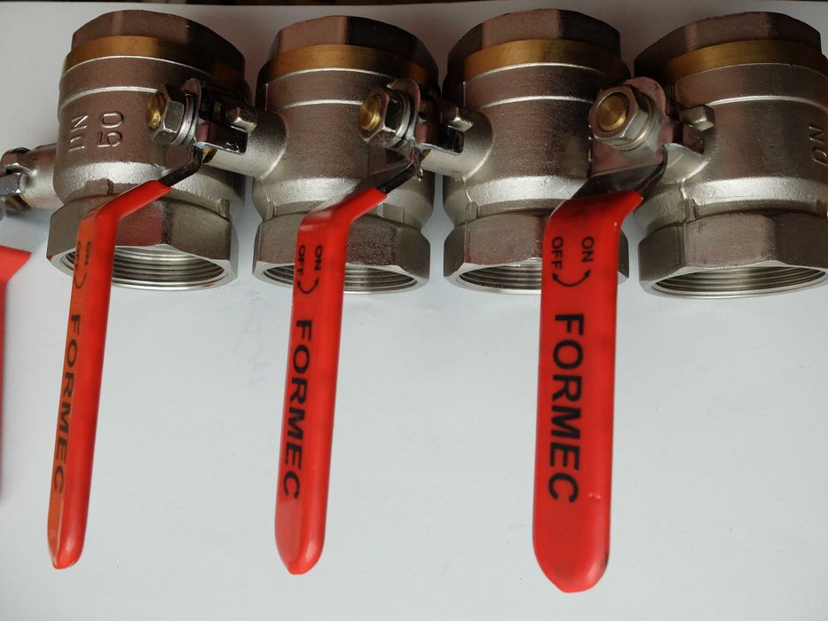 Кульовий кран латунний великий Formec 1 1/2 DN40 Італія