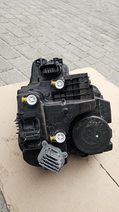 Ліва фара skoda karoq 2022