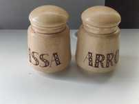Pote de massa e arroz