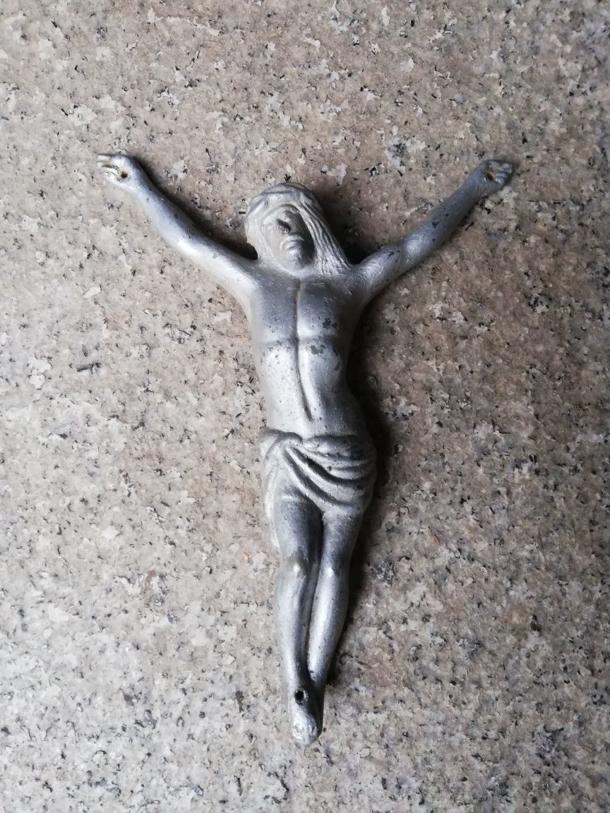 figurka korpus Jezusa na krzyż antyk