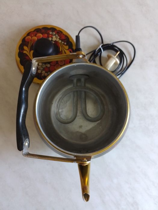 Элчайник б/у расписной из ссср 3л