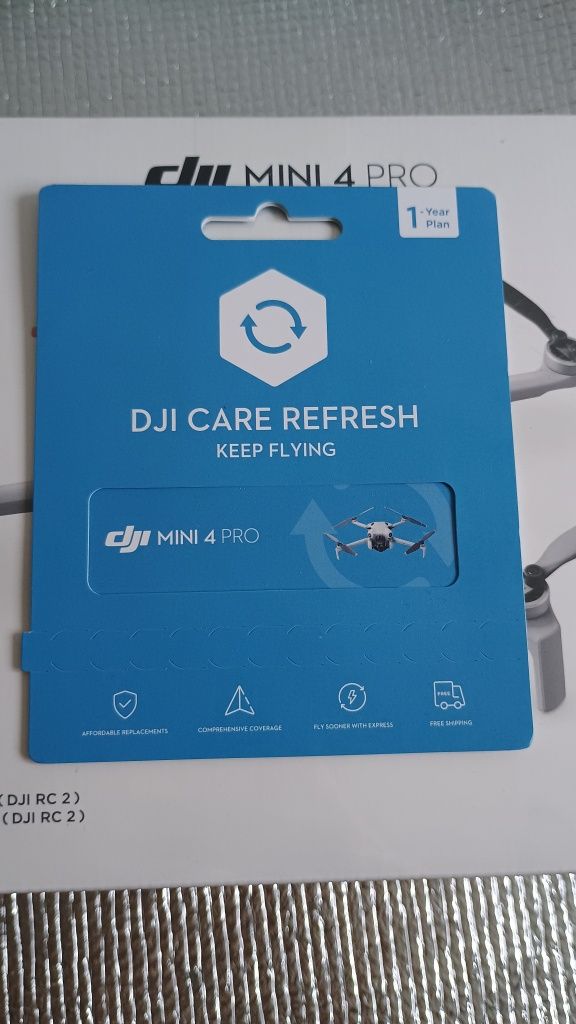 Dron DJI Mini 4 Pro Fly More Combo