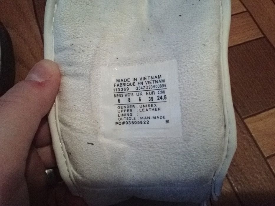 Продам оригинальные кеды convers бу зимние белые