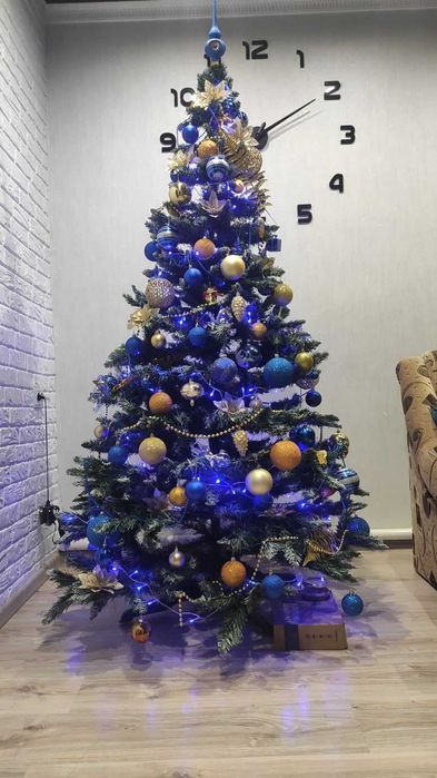 Продам штучну ялинку