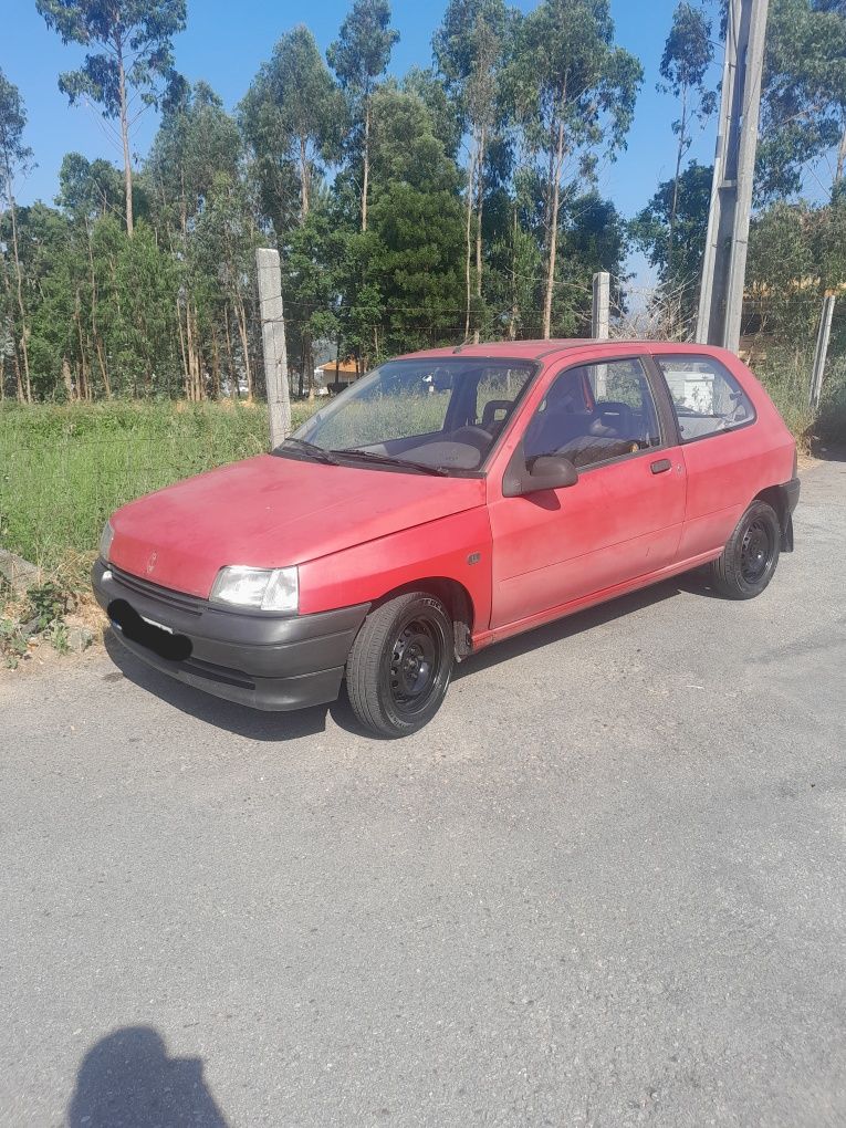 Renault Clio 1.1
