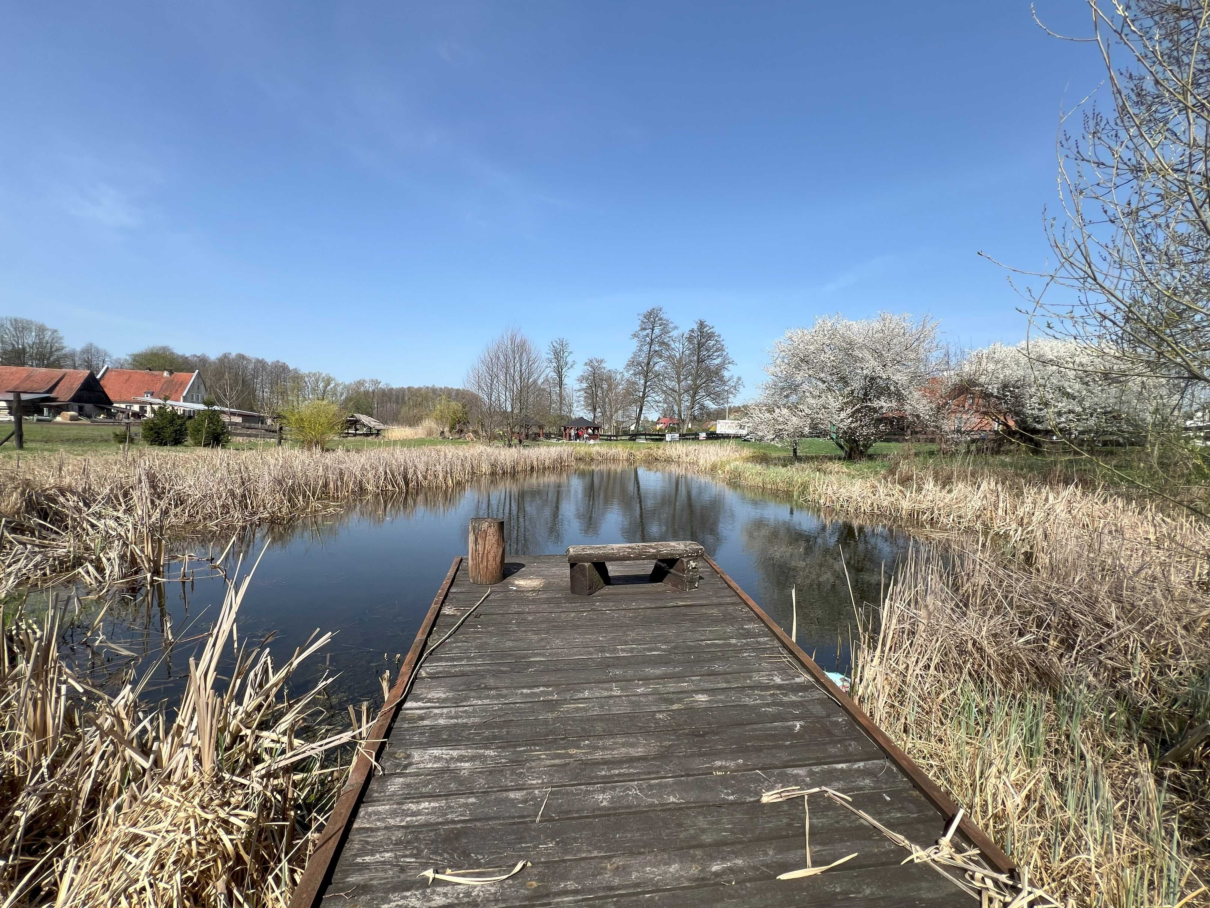 Działka 2300 m² z linią brzegową rzeki na Mazurach