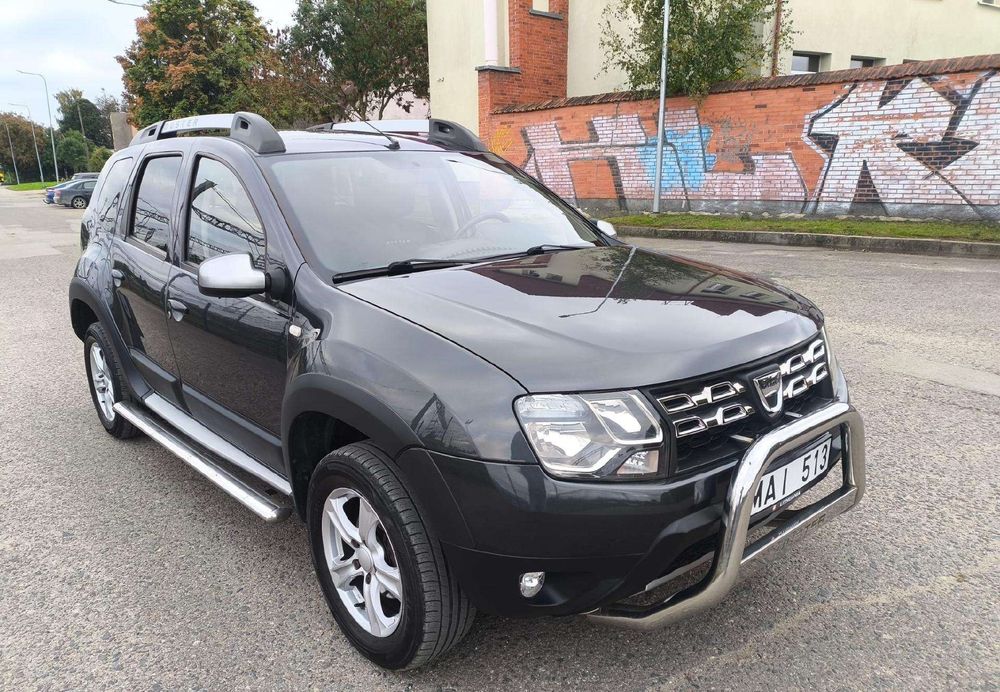 Продаю Dacia Duster 1.2 2015 року