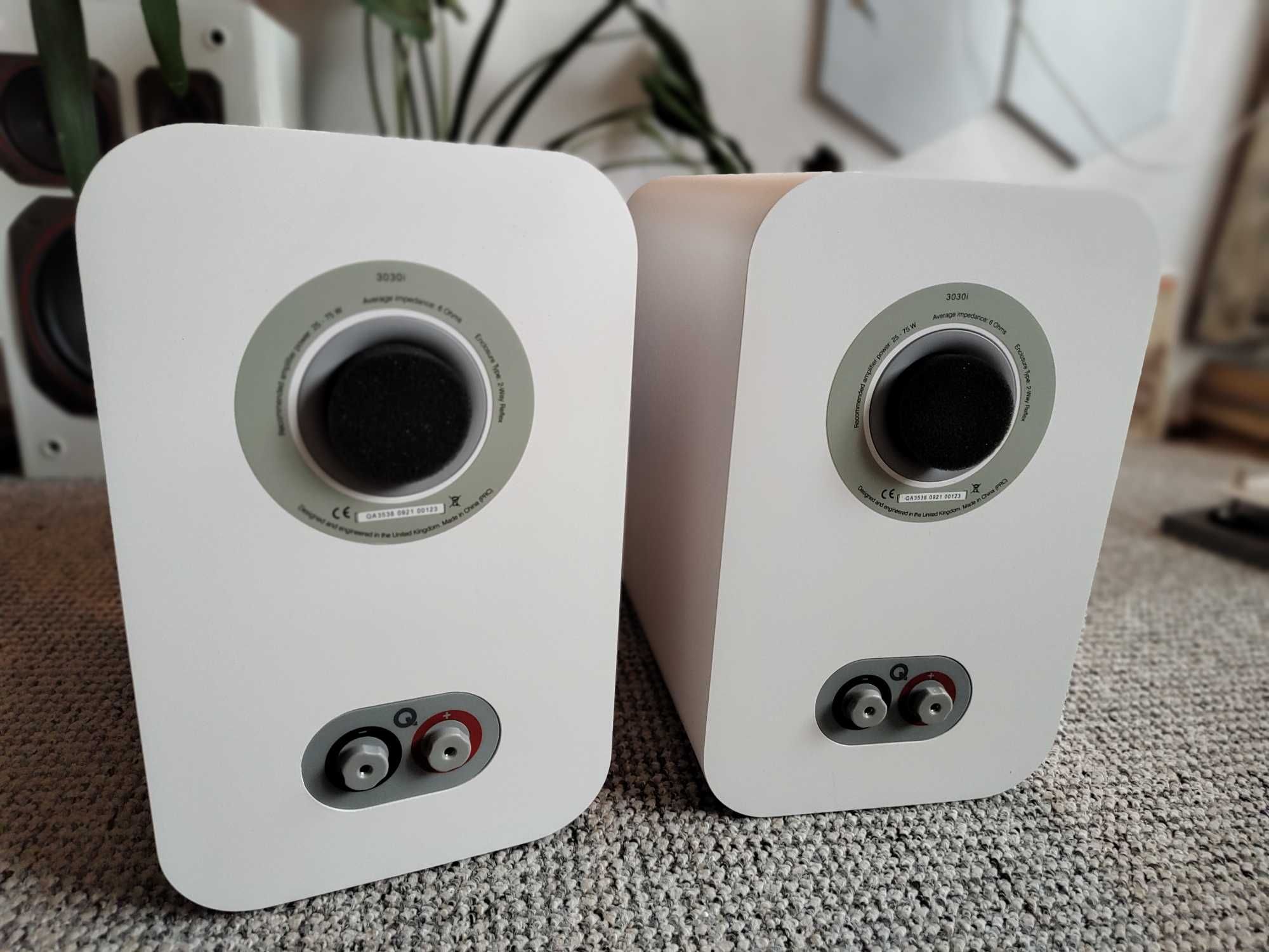 Q Acoustics QA 3030i białe