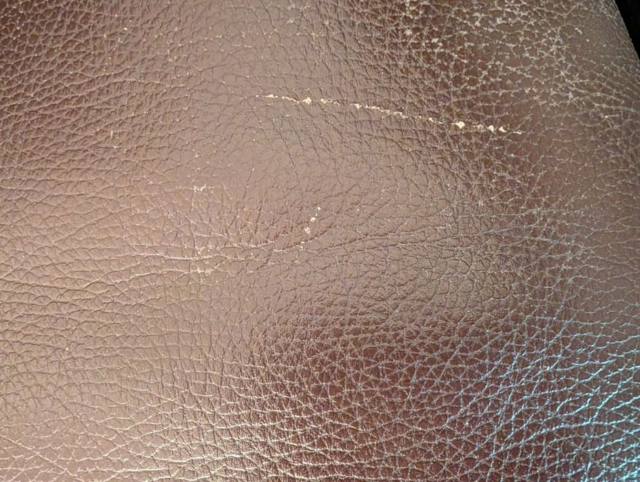 Sofá 3 lugares - Pele - Castanho - Chateaux D'ax