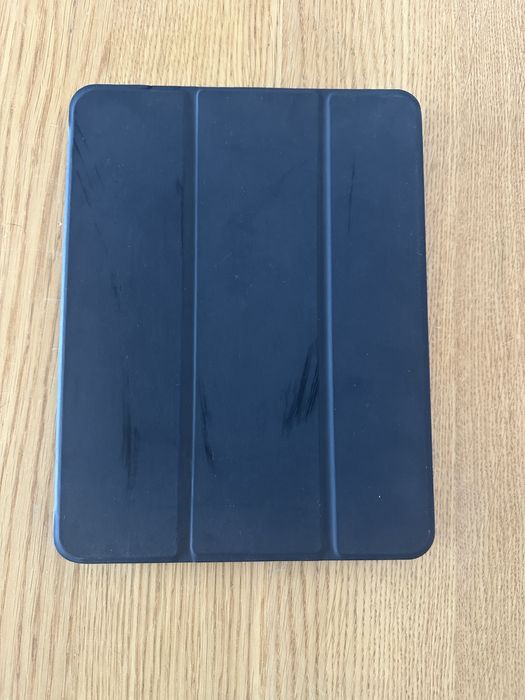 iPad Air APPLE (10.9'' - 256 GB - Wi-Fi - Cinzento Espacial)