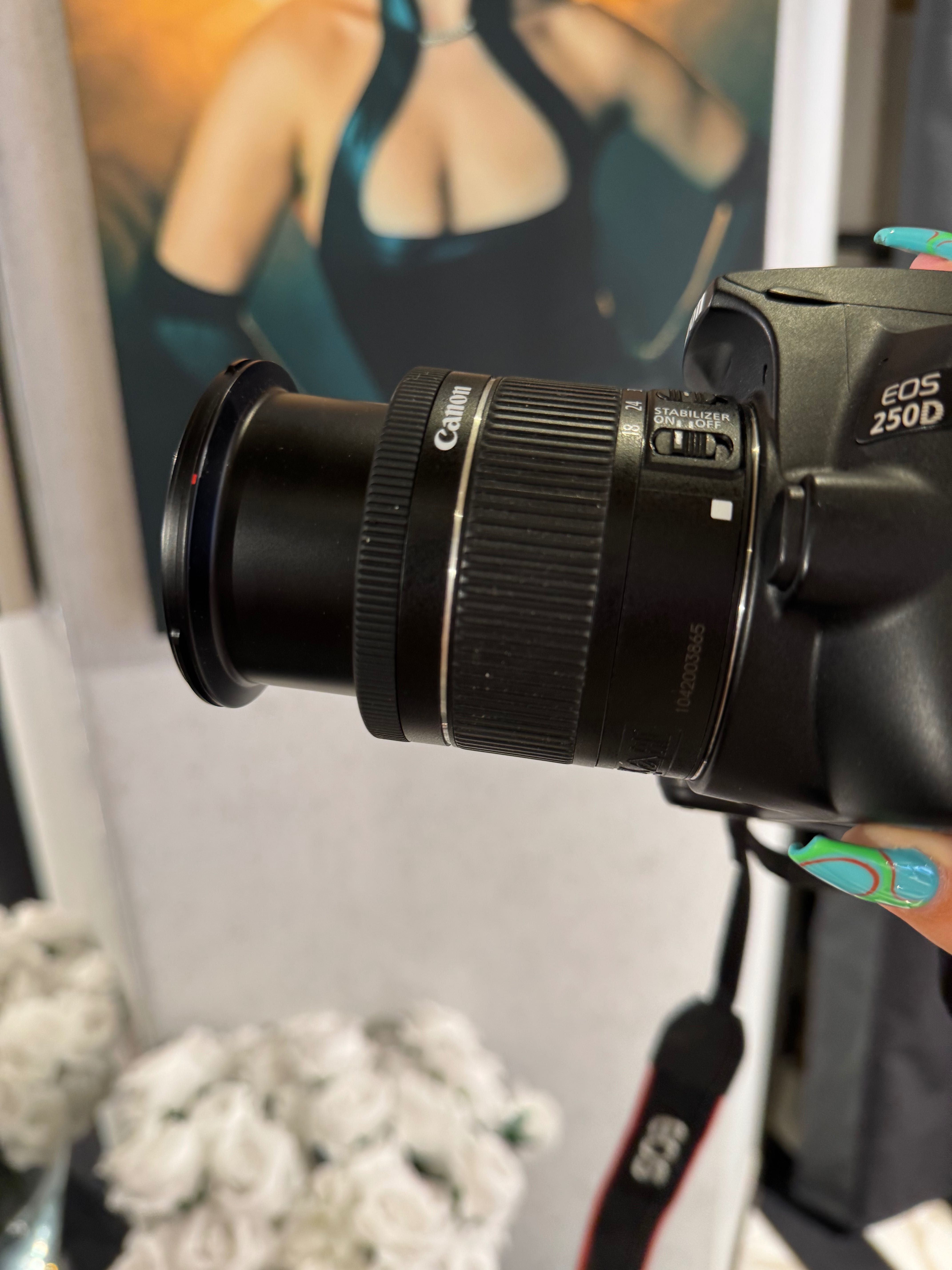 Vendo Canon EOS250D