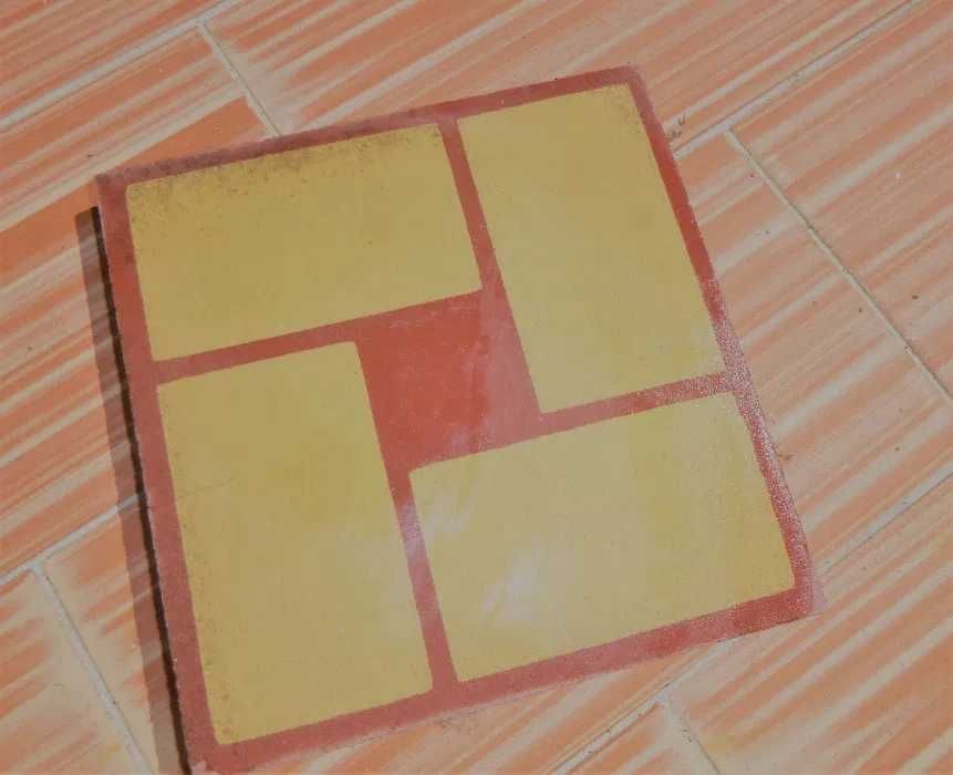Mosaico Hidráulico tradicional Português (décadas 40/50 dos séc. XX)