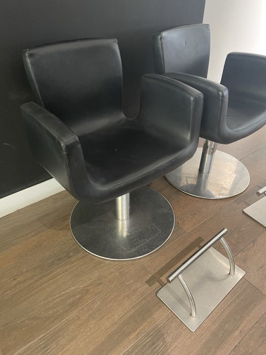 Cadeiras de cabeleireiro Maletti c/ pousa pés