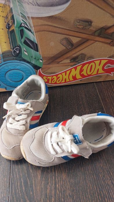 Adidas, Puma(оригинал) детские кроссовки!