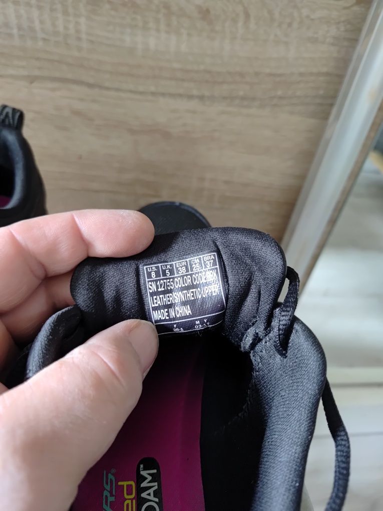 Buty skórzane  vintage Skechers air-cooled memory foam rozmiar 38