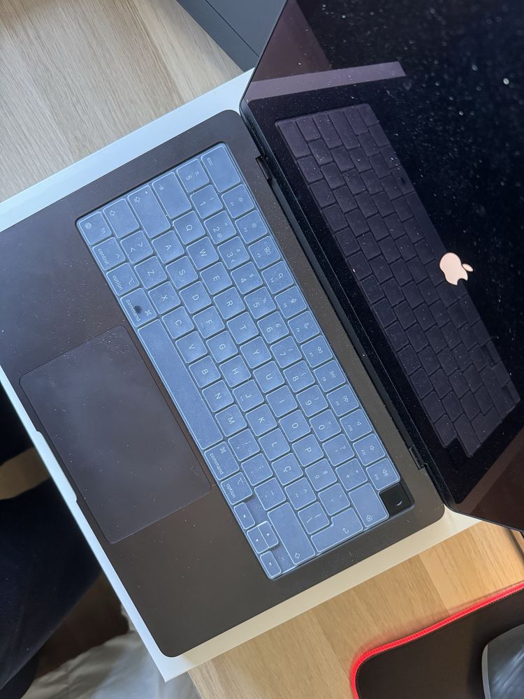 Macbook Pro M4 2025