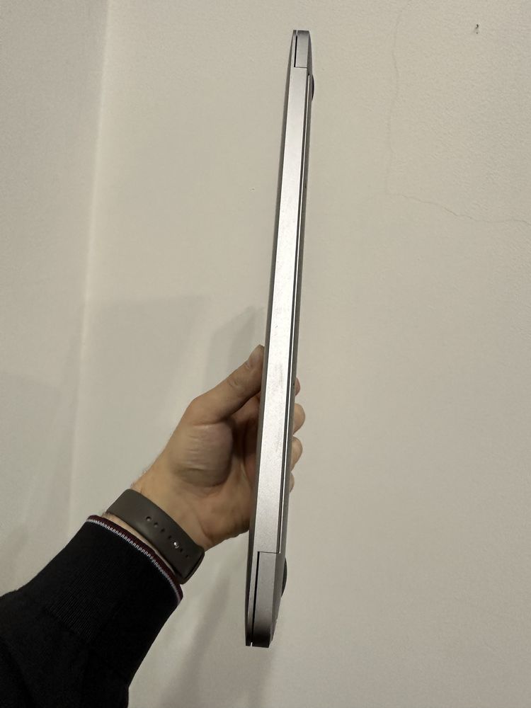 MacBbook Air 13 M1 Space Gray 2020