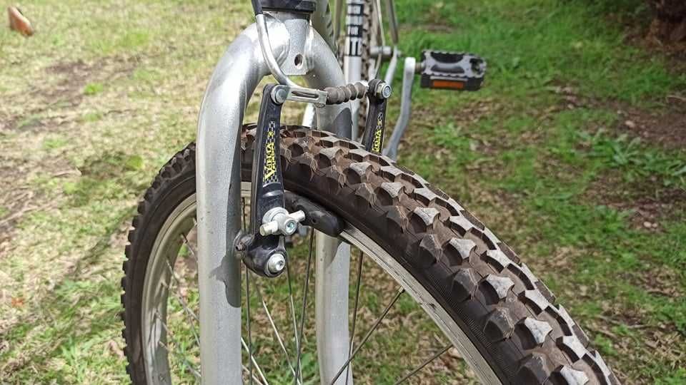 Bicicleta btt apache vagabond, com mudanças, em bom estado