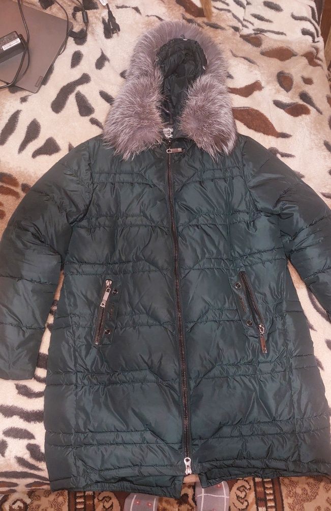 Зимова куртка в дуже хорошому стані (4XL)