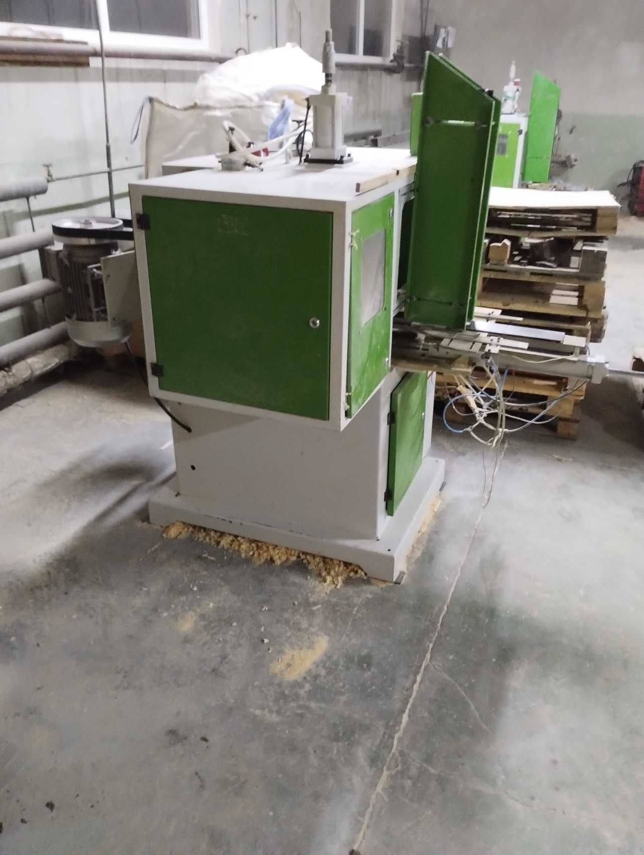 Frezarka karuzelowa dwuwrzecionowa  automat