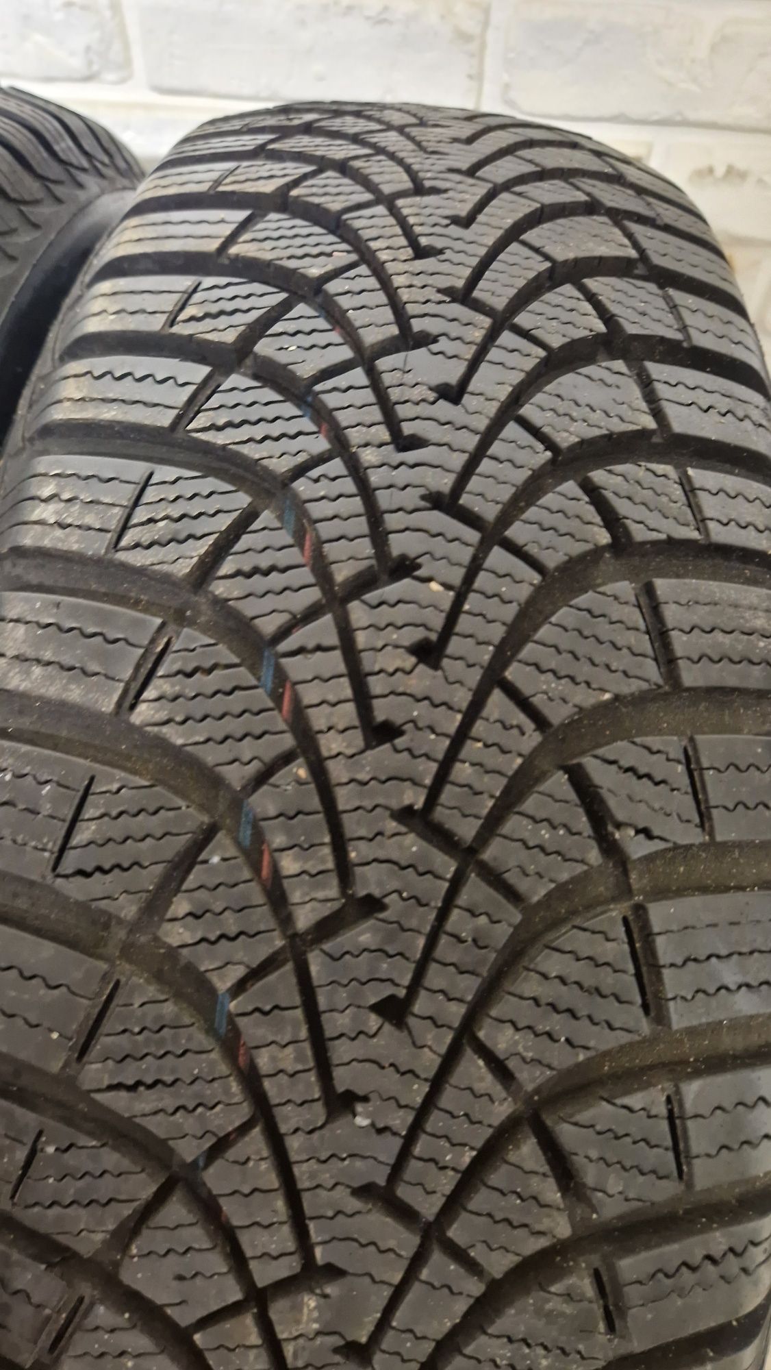 Opony zimowe GOODYEAR ULTRAGTIP 9+ 205/60/16 2szt Okazja !