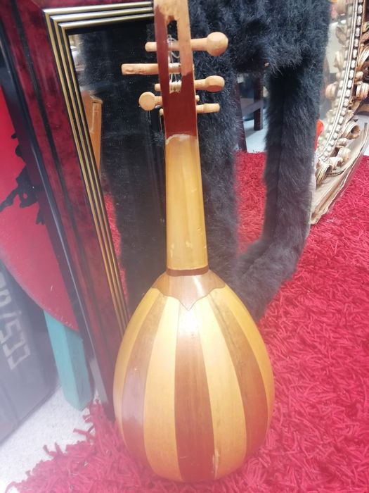 Guitarra Alaúde egípcio com 5 cordas de aço, feito à mão