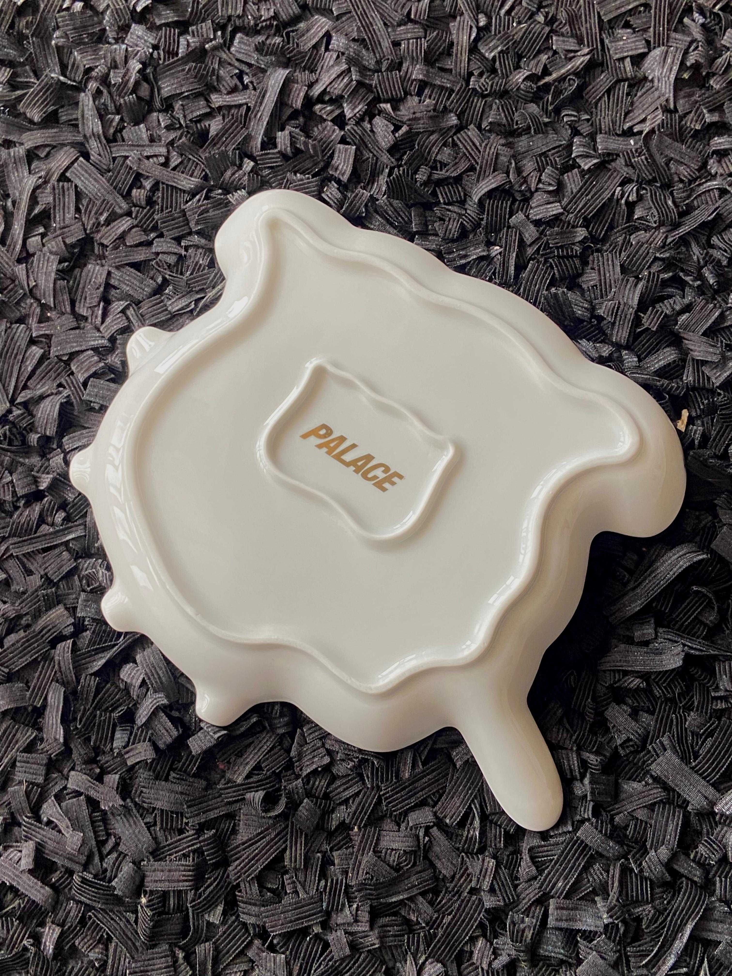 Cinzeiro Palace Bulldog Branco em Cerâmica FW19