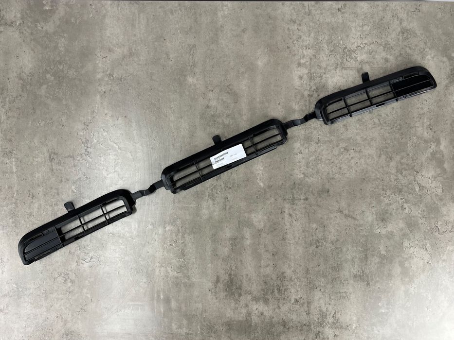 Решітка в бампер (нижня) - TOYOTA RAV 4 III ( XA30 ) 5311342060