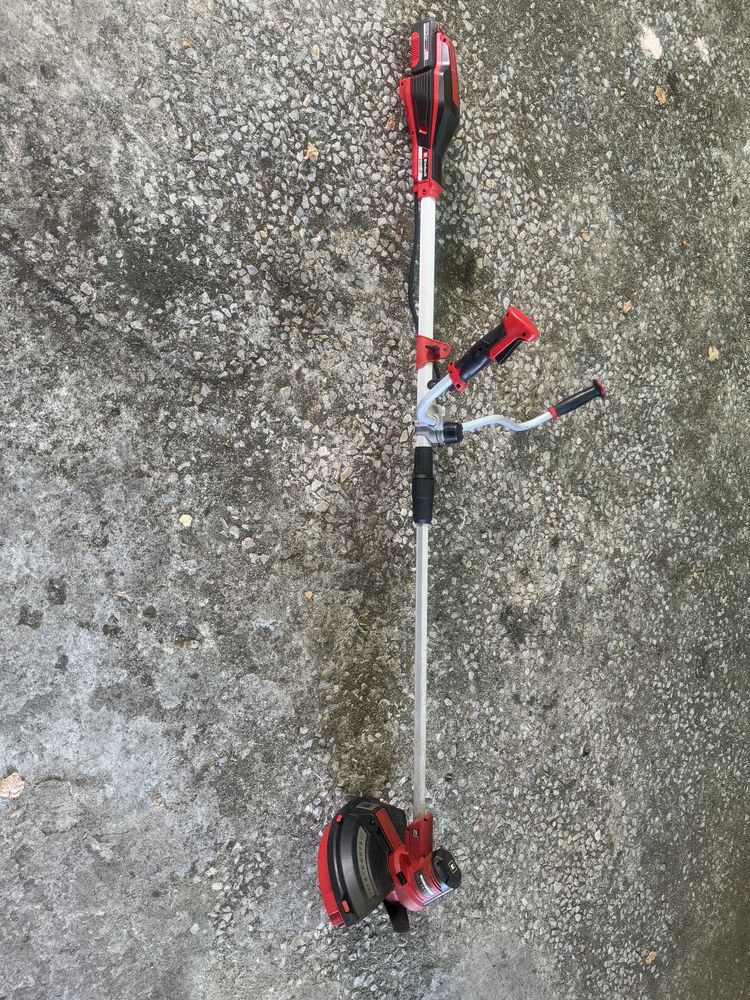 Corta ervas da Einhell a bateria